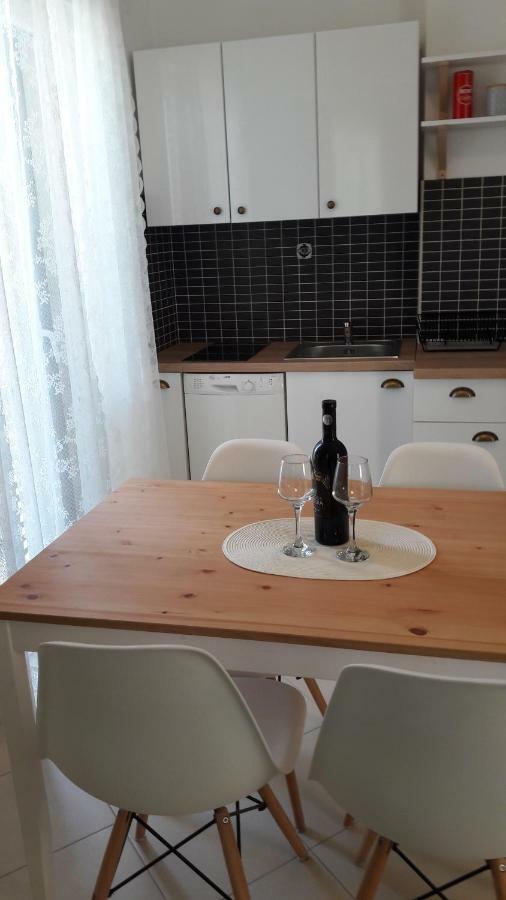 Apartmani Vitturi Kastela Ngoại thất bức ảnh